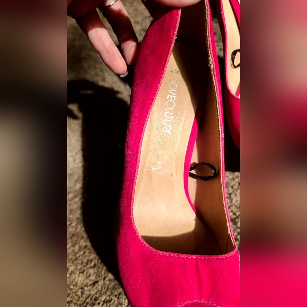 NEW LOVE Culture fushia faux suede platform wedge sz8 shoe - Picture 2 of 9